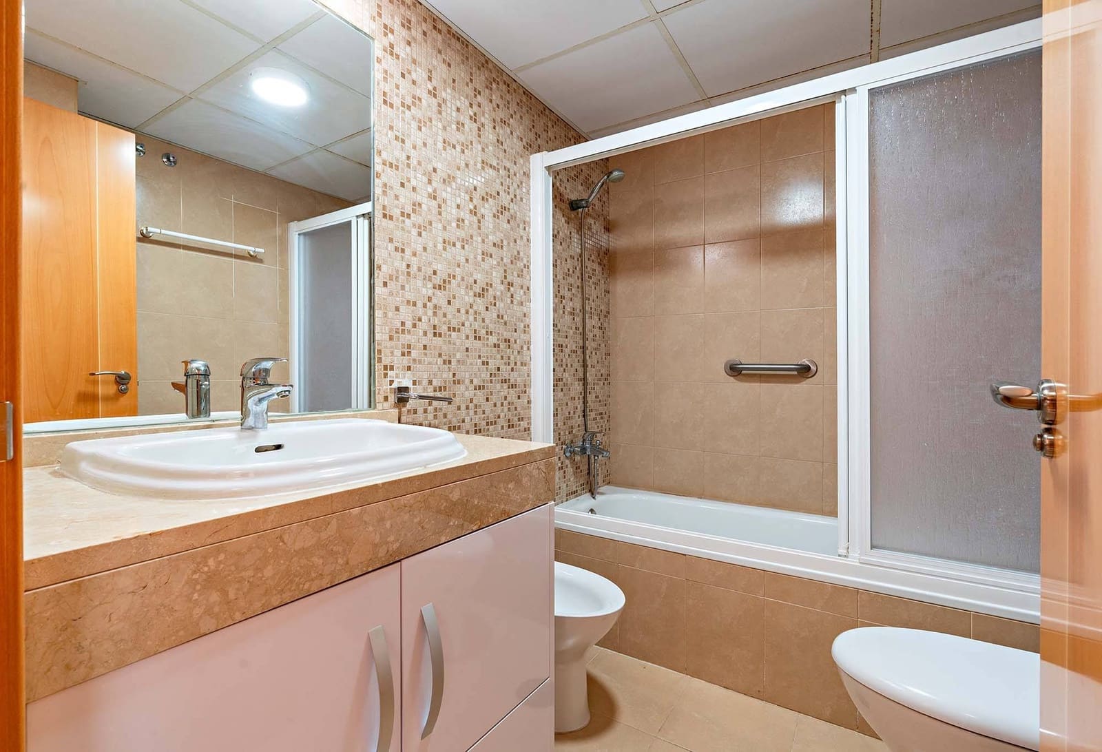 2 sypialnia Mieszkanie do wynajęcia w Miasto Almeria z basenem garażem - 775 € (Ref: 9502341)