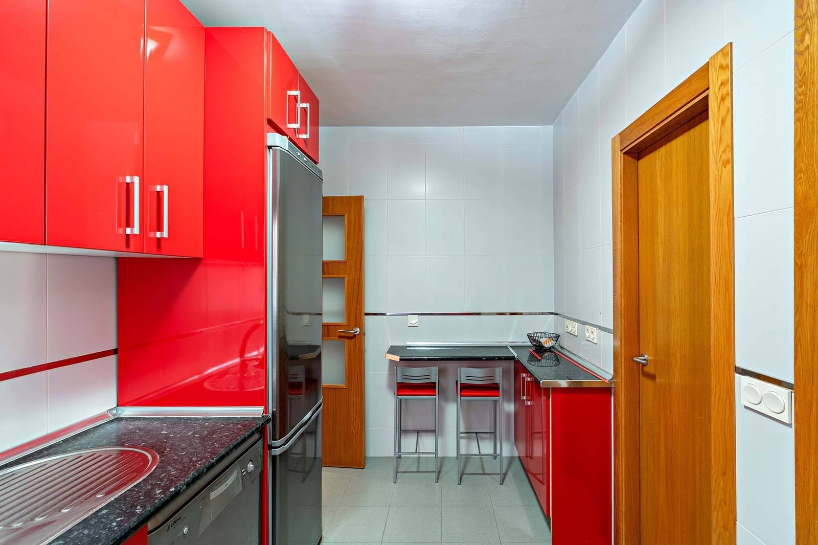 4 slaapkamer Flat te huur in Roquetas de Mar - € 800 (Ref: 9508856)