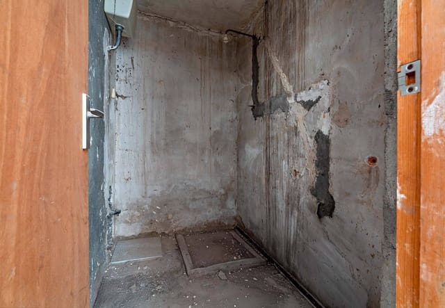 Kommersiell till salu i Almería stad - 70 000 € (Ref: 9524282)