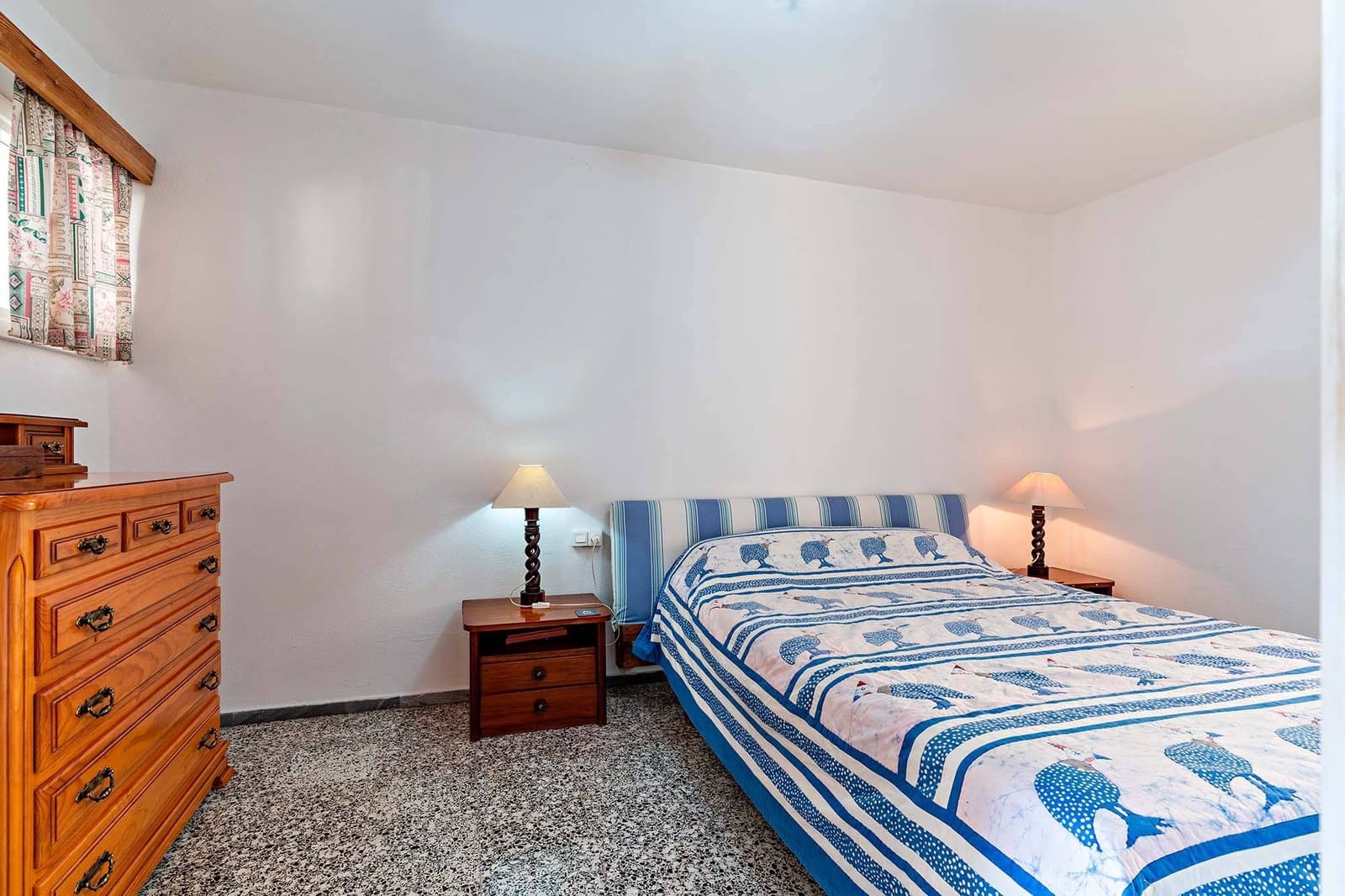 5 bedroom Villa for sale in Aguadulce (Almeria) with garage - € 399,000 (Ref: 9548165)