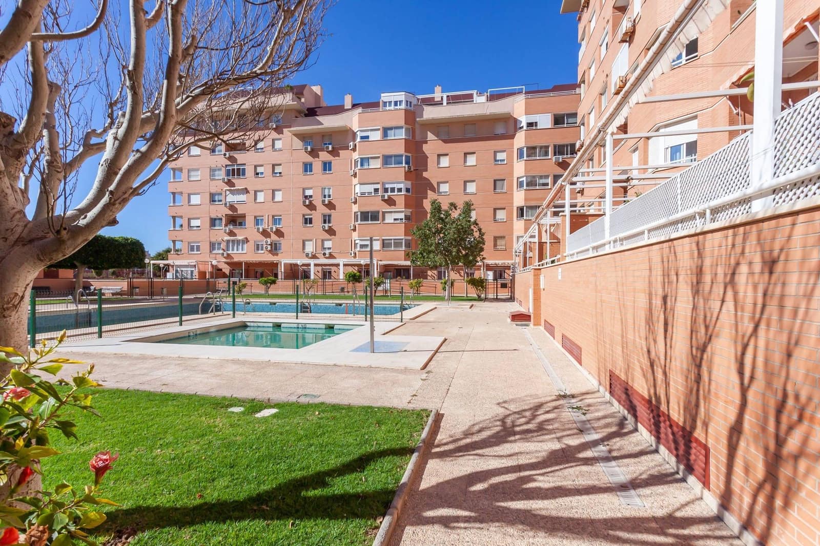 3 camera da letto Appartamento da affittare in Almeria citta con piscina - 925 € (Rif: 9551462)