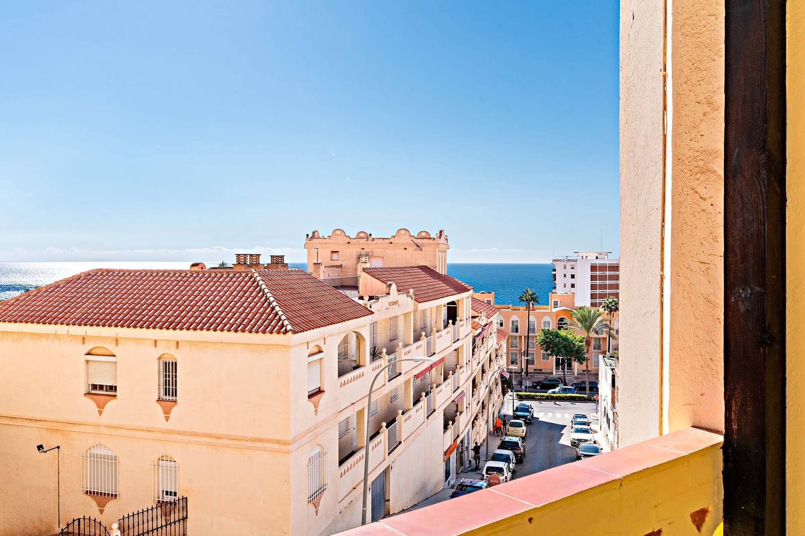 6 bedroom Terraced Villa for sale in Aguadulce (Almeria) with garage - € 550,000 (Ref: 9551464)