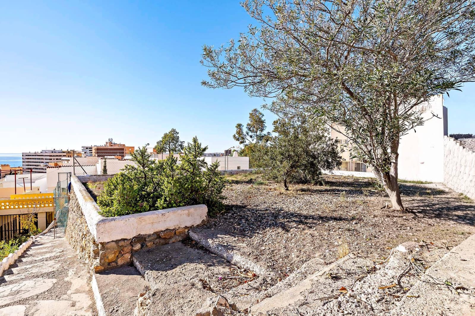 6 bedroom Terraced Villa for sale in Aguadulce (Almeria) with garage - € 550,000 (Ref: 9551464)