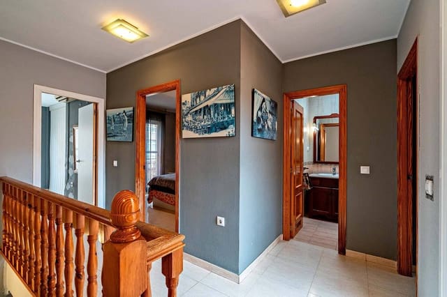 3 sovrum Radhus till salu i Huércal de Almería med garage - 245 000 € (Ref: 9555819)