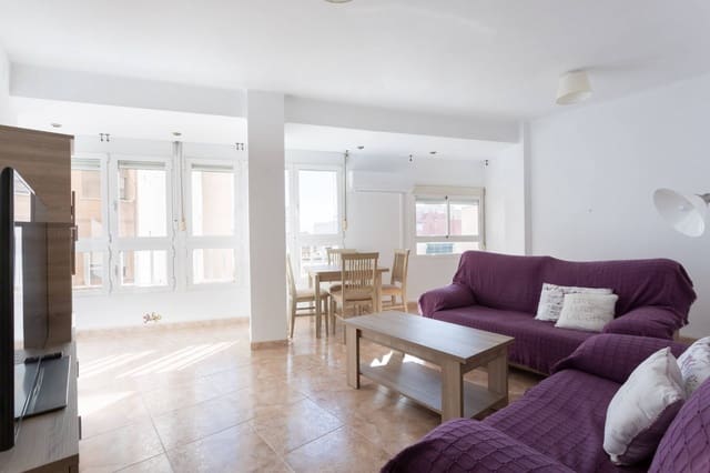 2 makuuhuone Asunto myytävänä paikassa Centro, Almería kaupunki - 180 000 € (Ref: 9565224)