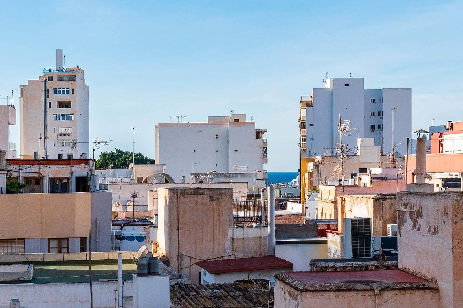 2 makuuhuone Asunto myytävänä paikassa Almeria kaupunki - 180 000 € (Ref: 9565224)