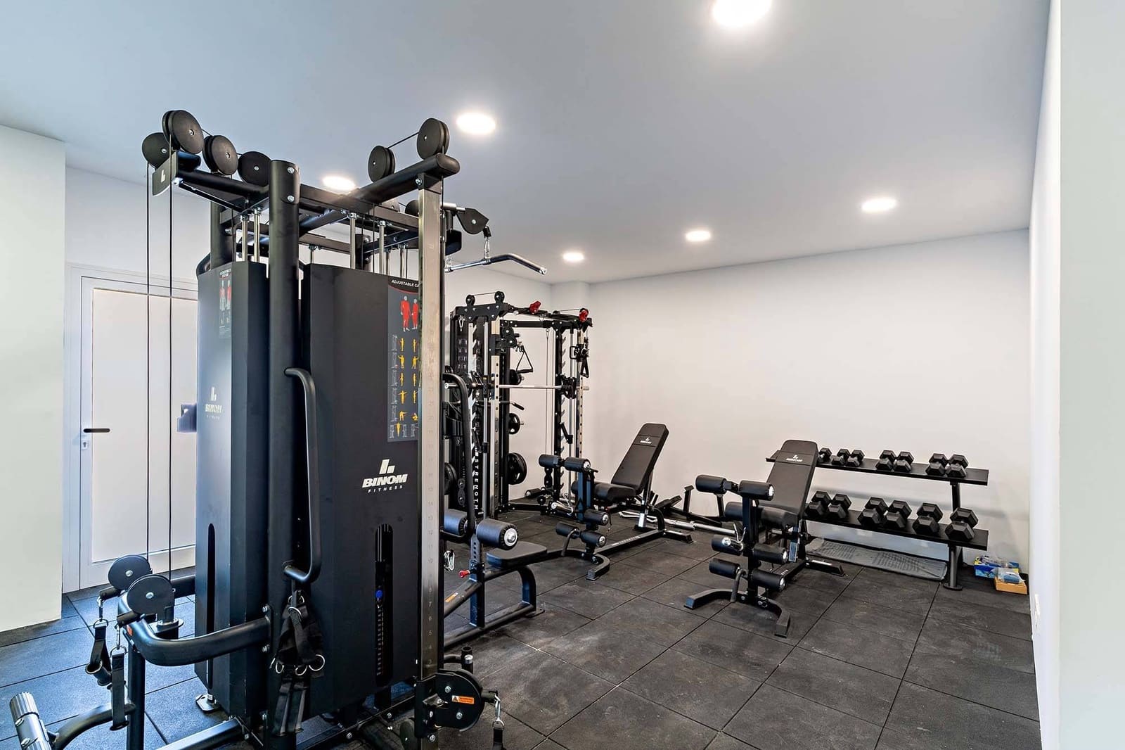 2 makuuhuone Asunto vuokrattavana paikassa Almeria kaupunki mukana uima-altaan 
autotalli - 950 € (Ref: 9565225)