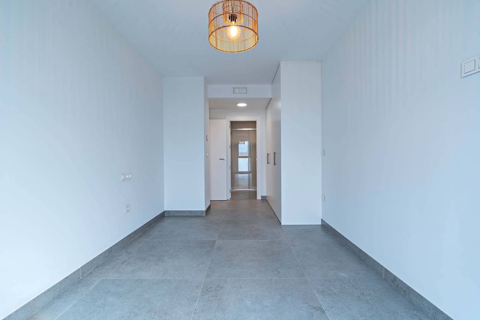 2 makuuhuone Asunto vuokrattavana paikassa Almeria kaupunki mukana uima-altaan 
autotalli - 950 € (Ref: 9565225)