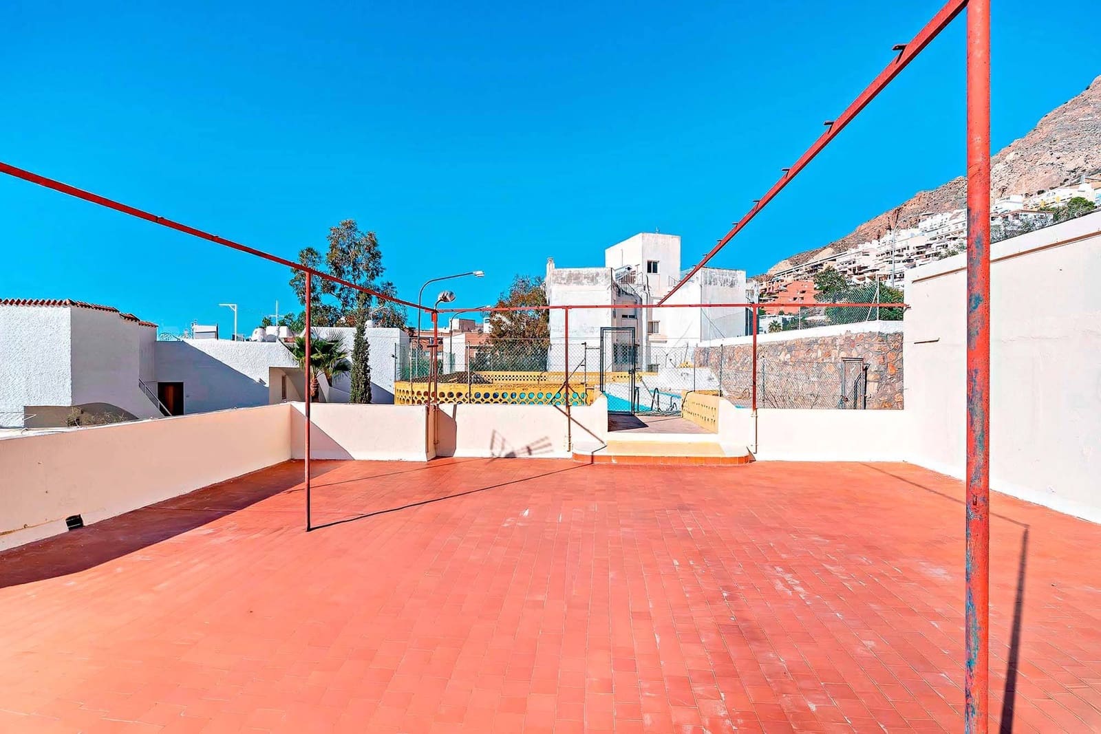 6 sypialnia Willa na sprzedaż w Aguadulce (Almeria) z garażem - 399 000 € (Ref: 9571151)