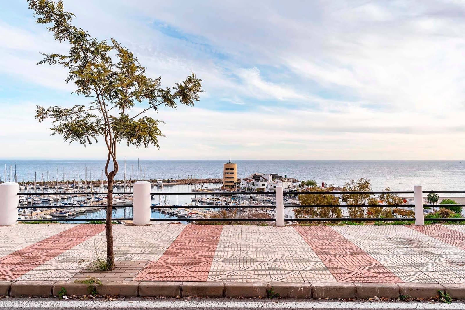 6 sypialnia Willa na sprzedaż w Aguadulce (Almeria) z garażem - 399 000 € (Ref: 9571151)