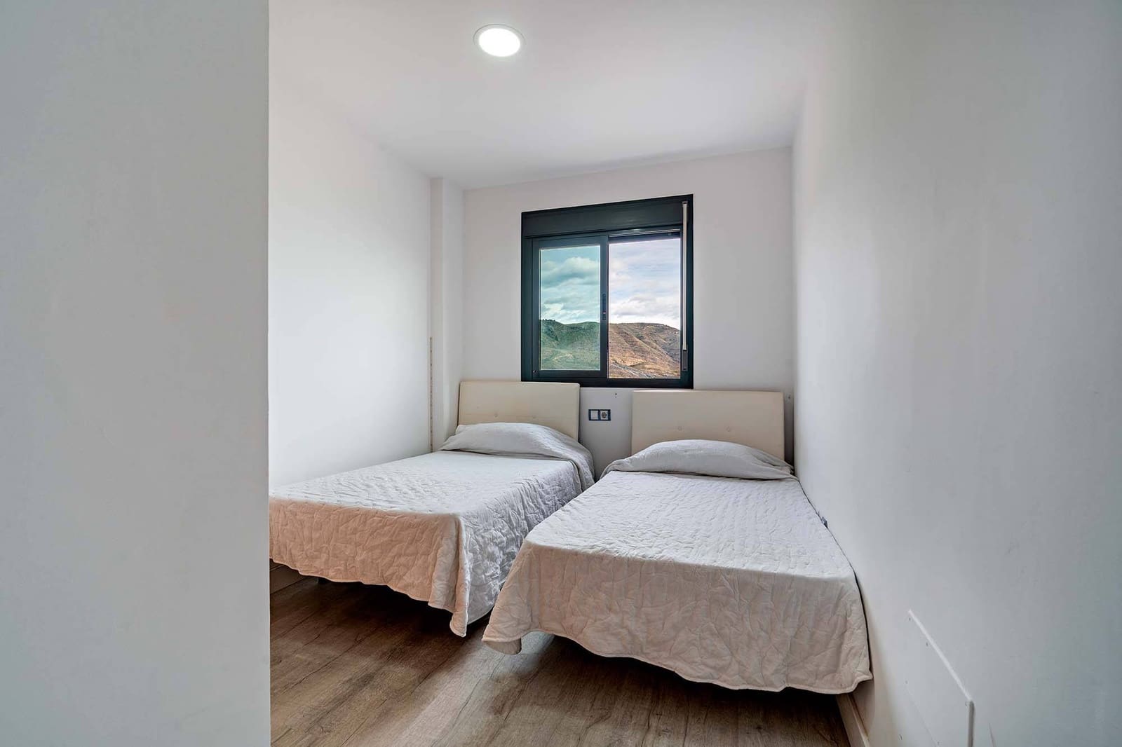 2 bedroom Flat for sale in La Envia Golf with pool garage - € 155,000 (Ref: 9599511)