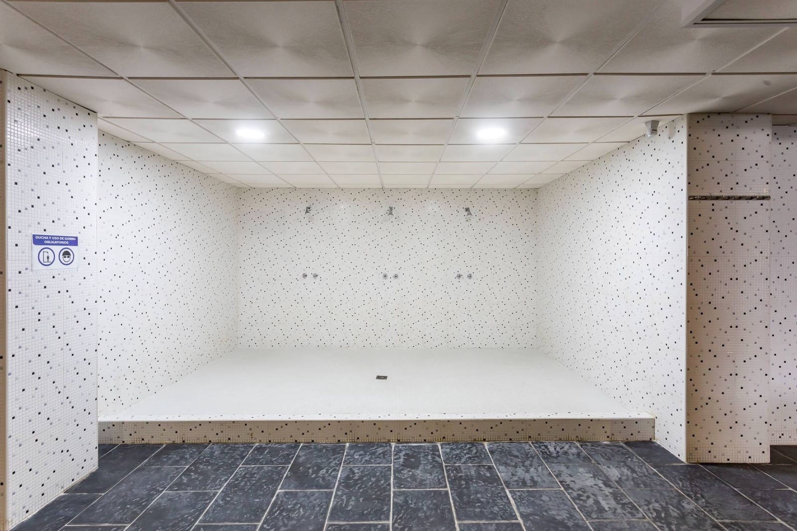 2 bedroom Flat for sale in La Envia Golf with pool garage - € 155,000 (Ref: 9599511)