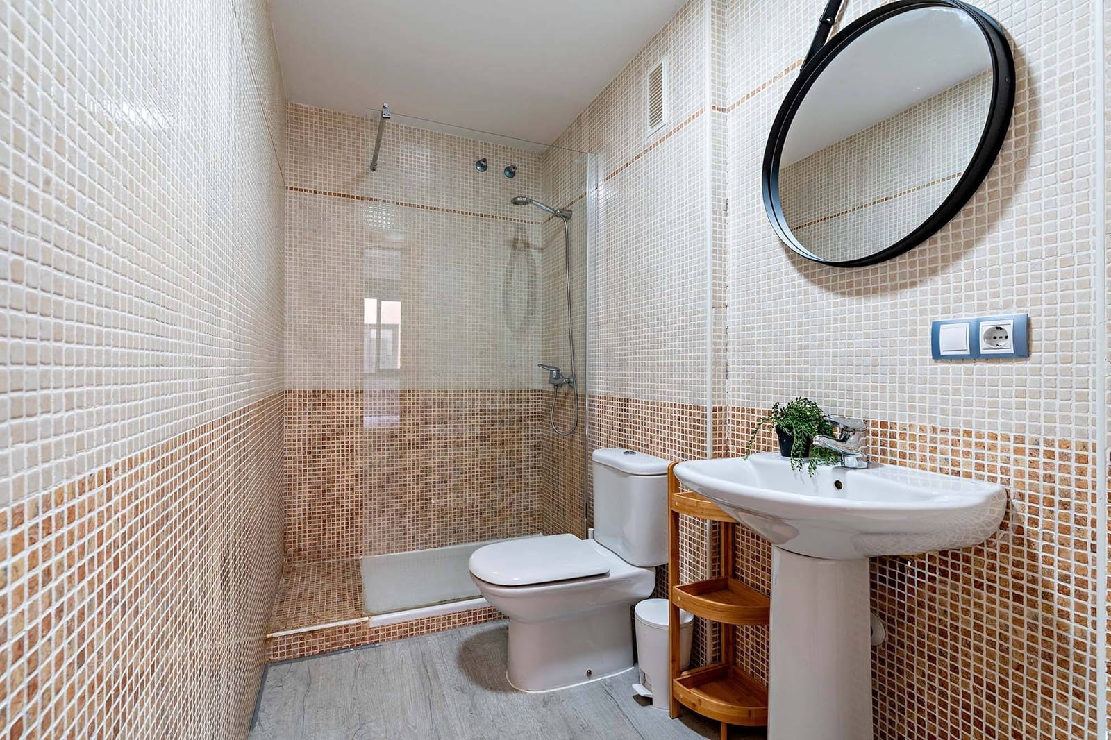 2 bedroom Flat for sale in La Envia Golf with pool garage - € 155,000 (Ref: 9599511)