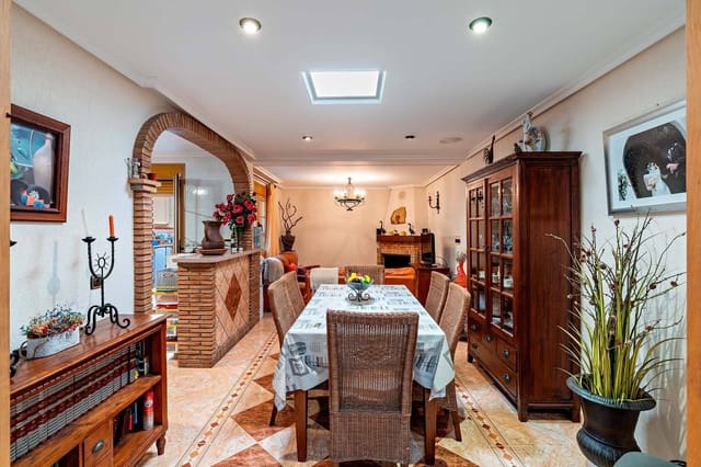 4 sypialnia Komercyjne na sprzedaż w Aguadulce (Almeria), Roquetas de Mar z garażem - 590 000 € (Ref: 9634232)