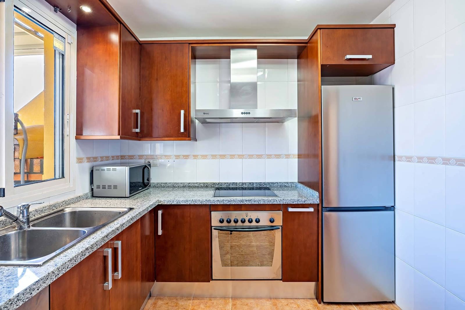 2 makuuhuone Huoneisto vuokrattavana paikassa La Envia Golf mukana uima-altaan 
autotalli - 700 € (Ref: 9651935)