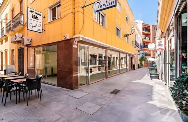 Commercial for sale in Centro, Almería city - € 440,000 (Ref: 9656072)