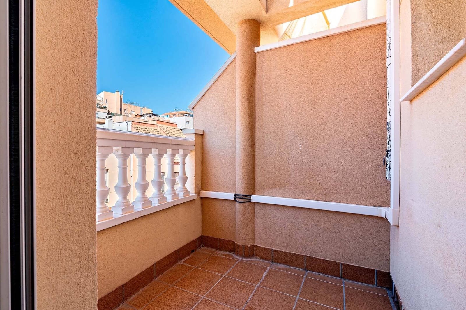 4 soveværelse Rækkehus til salg i El Parador de las Hortichuelas med garage - € 270.000 (Ref: 9695313)