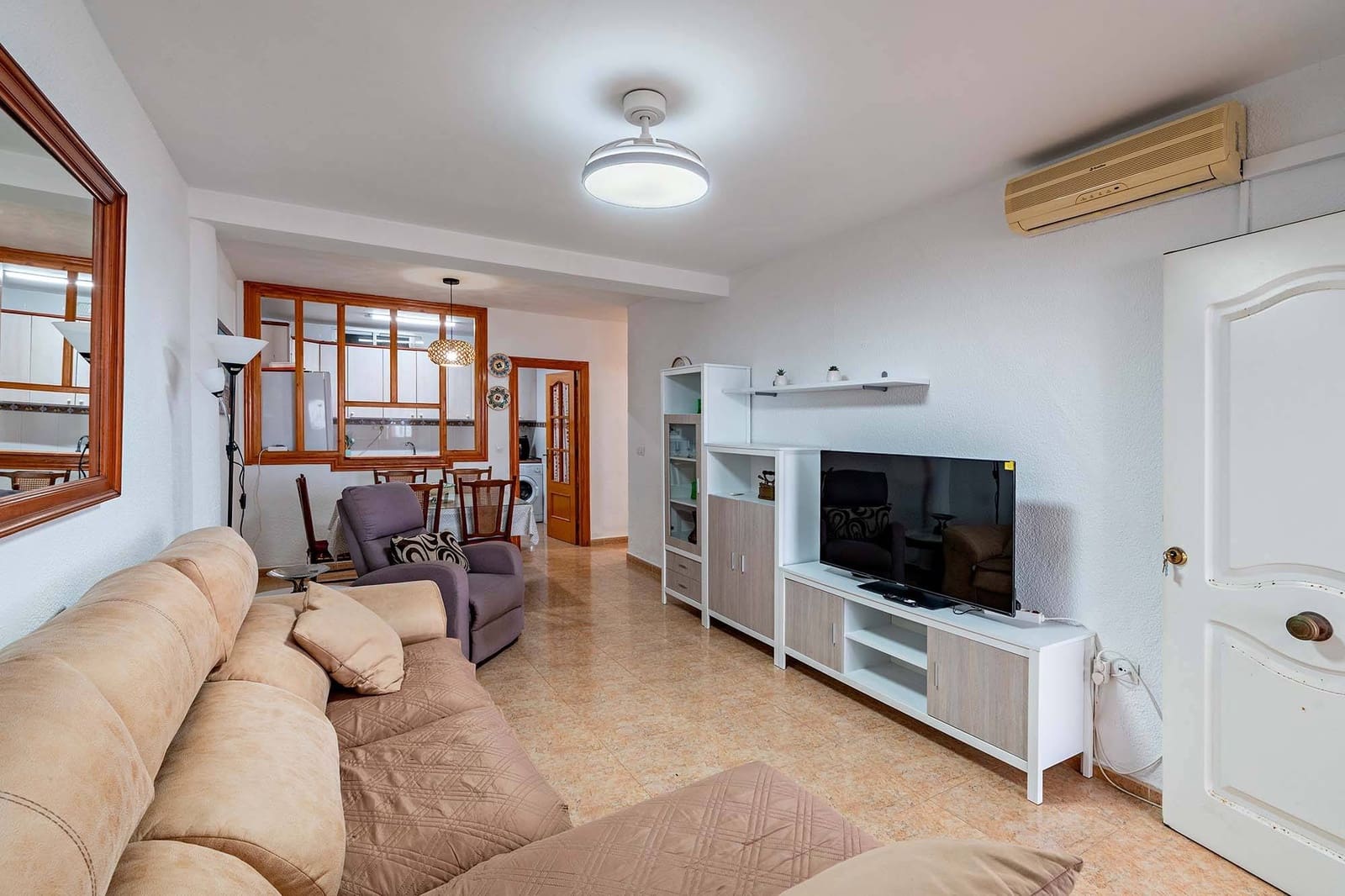 2 bedroom Flat for rent in Aguadulce (Almeria) - € 650 (Ref: 9701606)