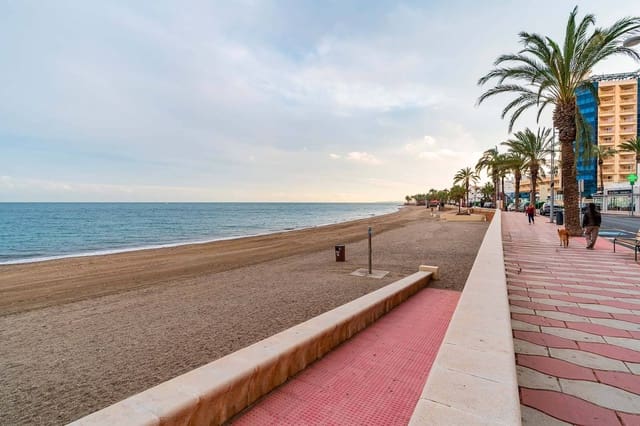 2 slaapkamer Flat te huur in Aguadulce (Almeria), Roquetas de Mar - € 650 (Ref: 9701606)