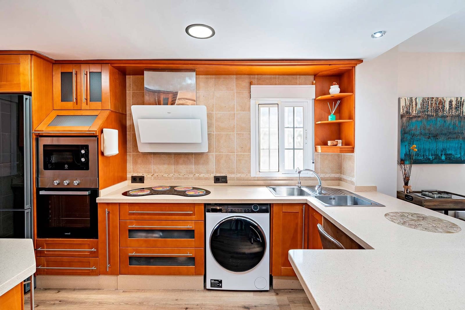 2 bedroom Flat for sale in Roquetas de Mar with pool - € 250,000 (Ref: 9726624)