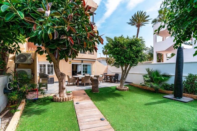 2 soverom Leilighet til salgs i Roquetas de Mar med svømmebasseng - € 250 000 (Ref: 9726624)