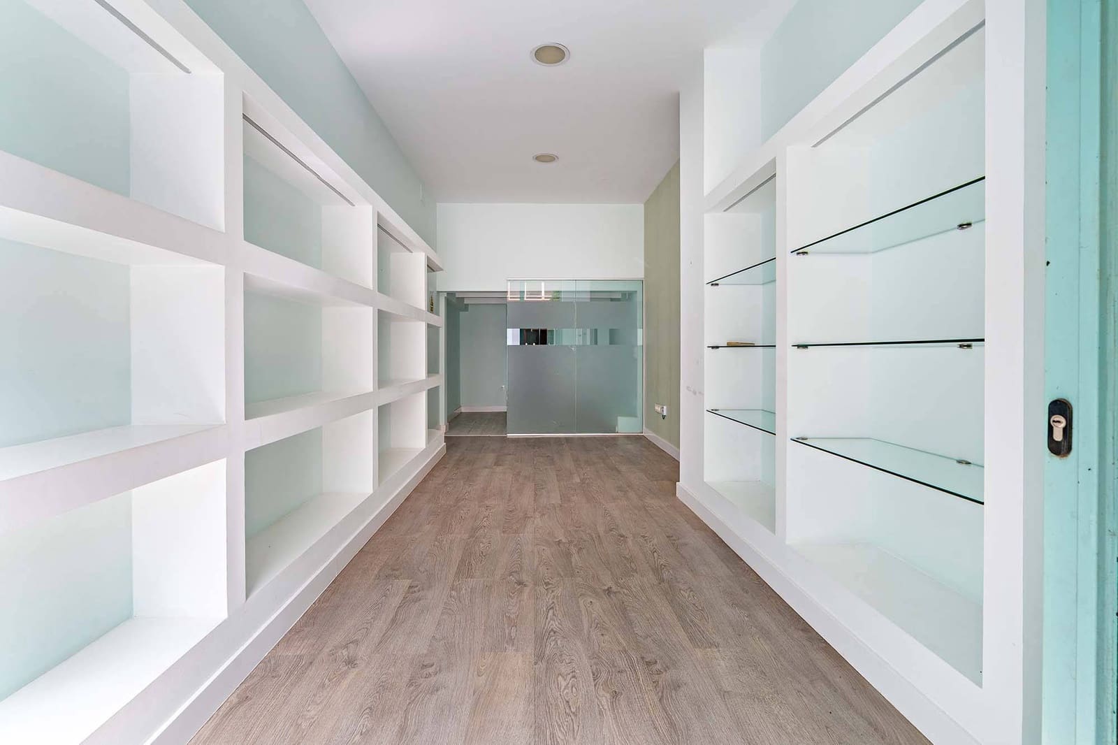 Virksomhed til salg i Almeria by - € 85.000 (Ref: 9751999)