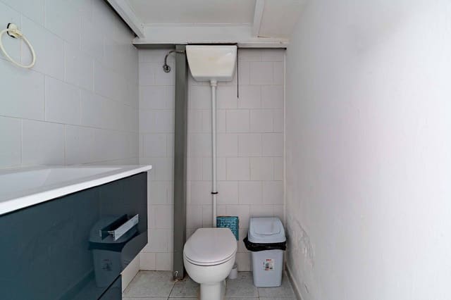 Virksomhed til salg i Almería by - € 85.000 (Ref: 9751999)