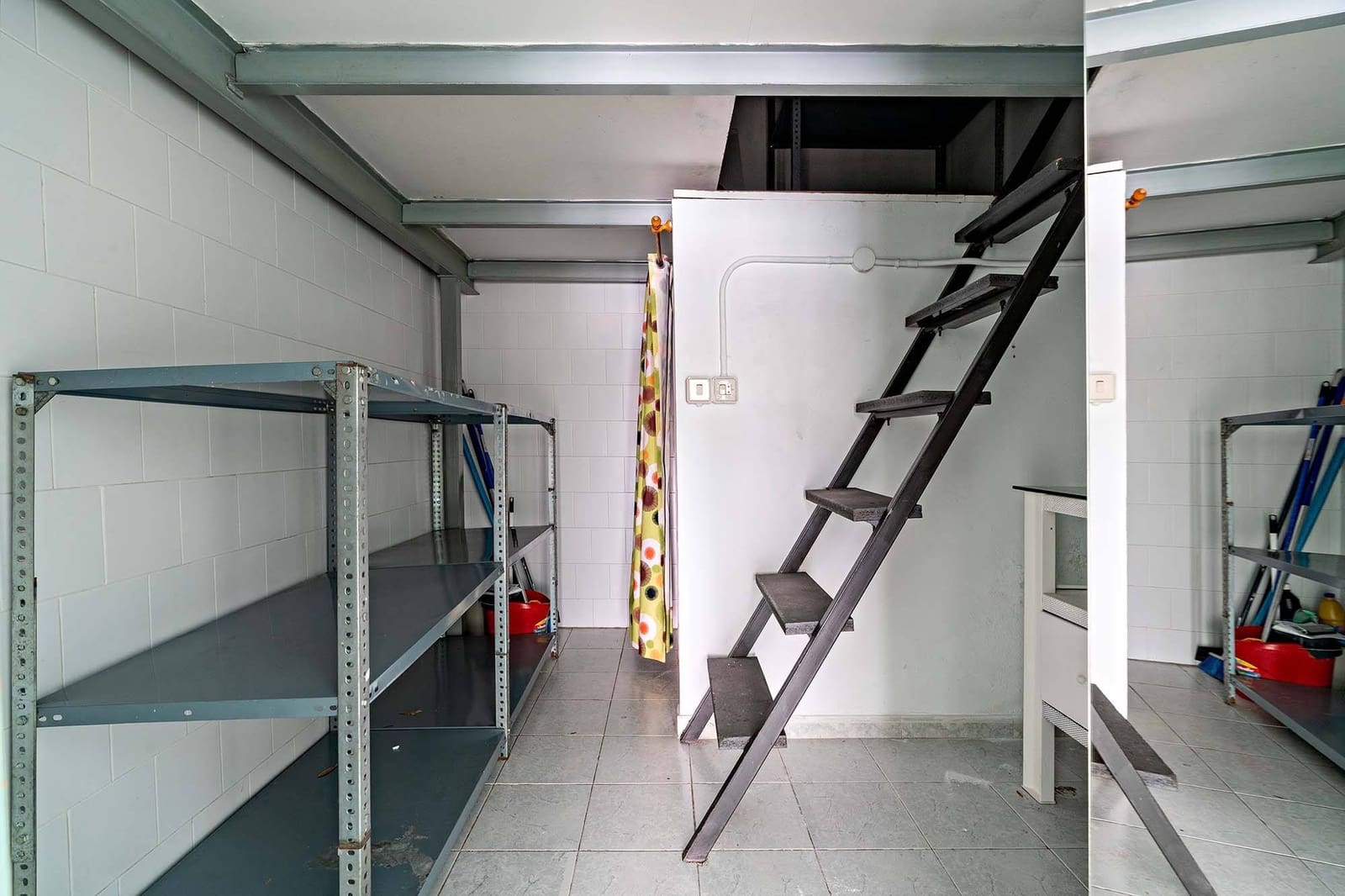 Virksomhed til salg i Almeria by - € 85.000 (Ref: 9751999)