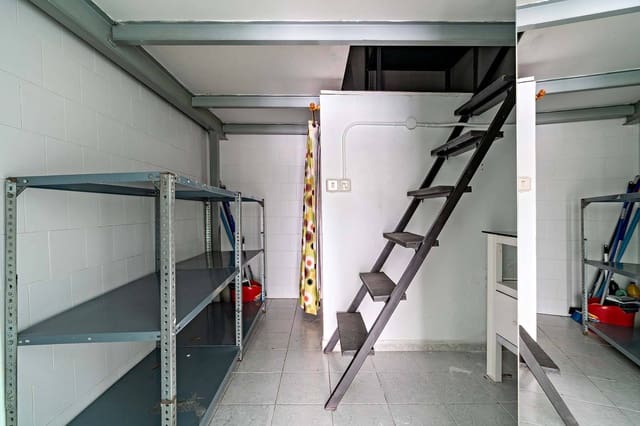 Virksomhed til salg i Almería by - € 85.000 (Ref: 9751999)