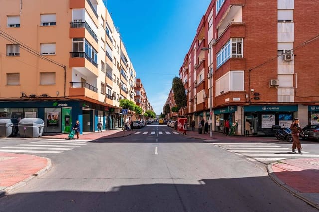 Virksomhed til salg i Almería by - € 85.000 (Ref: 9751999)