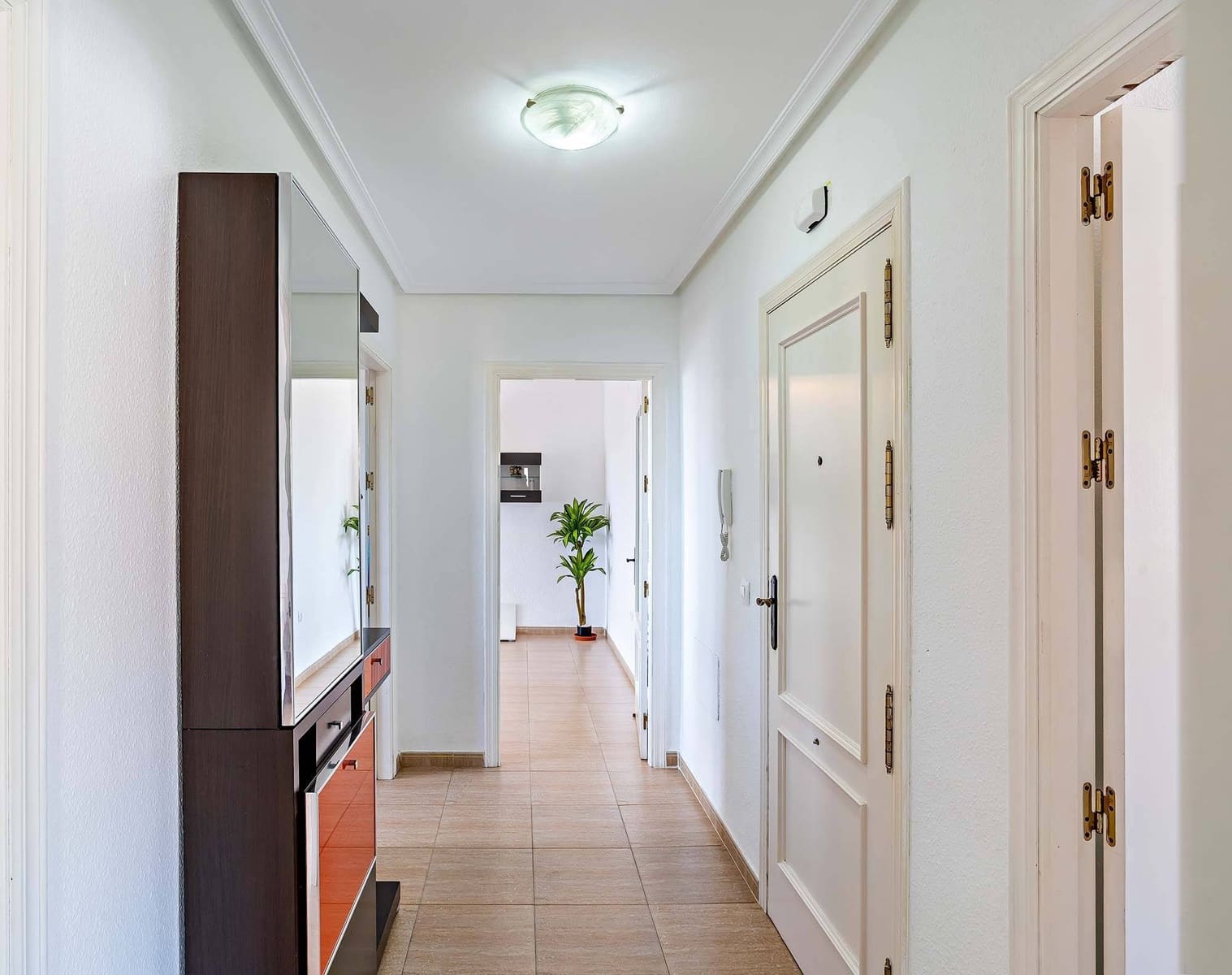 2 makuuhuone Asunto myytävänä paikassa Roquetas de Mar mukana uima-altaan - 229 000 € (Ref: 9761964)