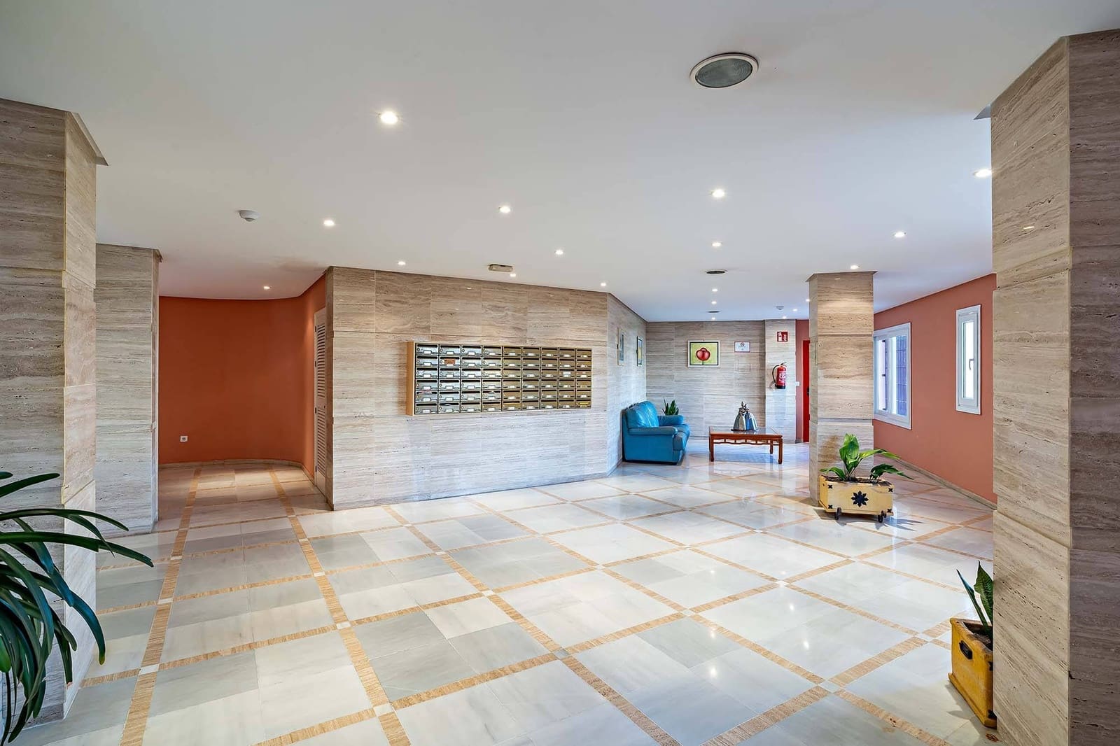 2 makuuhuone Asunto myytävänä paikassa Roquetas de Mar mukana uima-altaan - 229 000 € (Ref: 9761964)