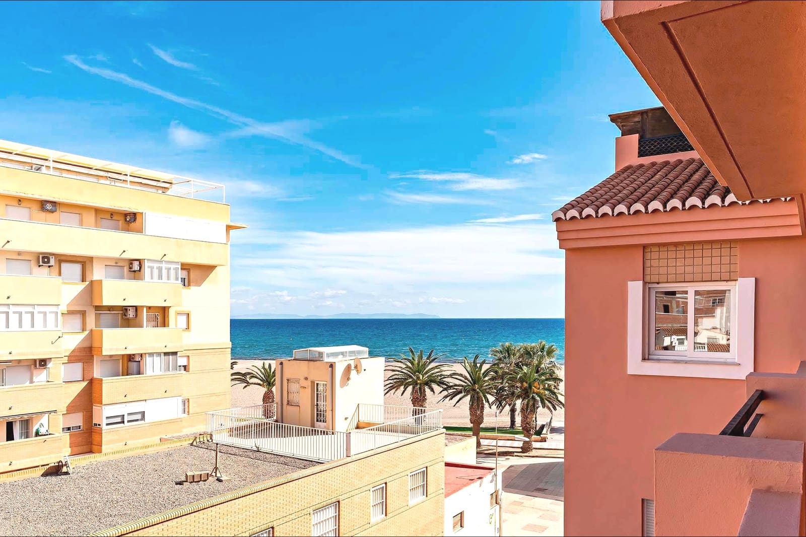 2 makuuhuone Asunto myytävänä paikassa Roquetas de Mar mukana uima-altaan - 229 000 € (Ref: 9761964)