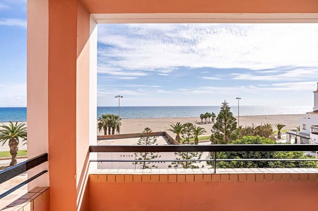 2 makuuhuone Asunto myytävänä paikassa Roquetas de Mar mukana uima-altaan - 229 000 € (Ref: 9761964)