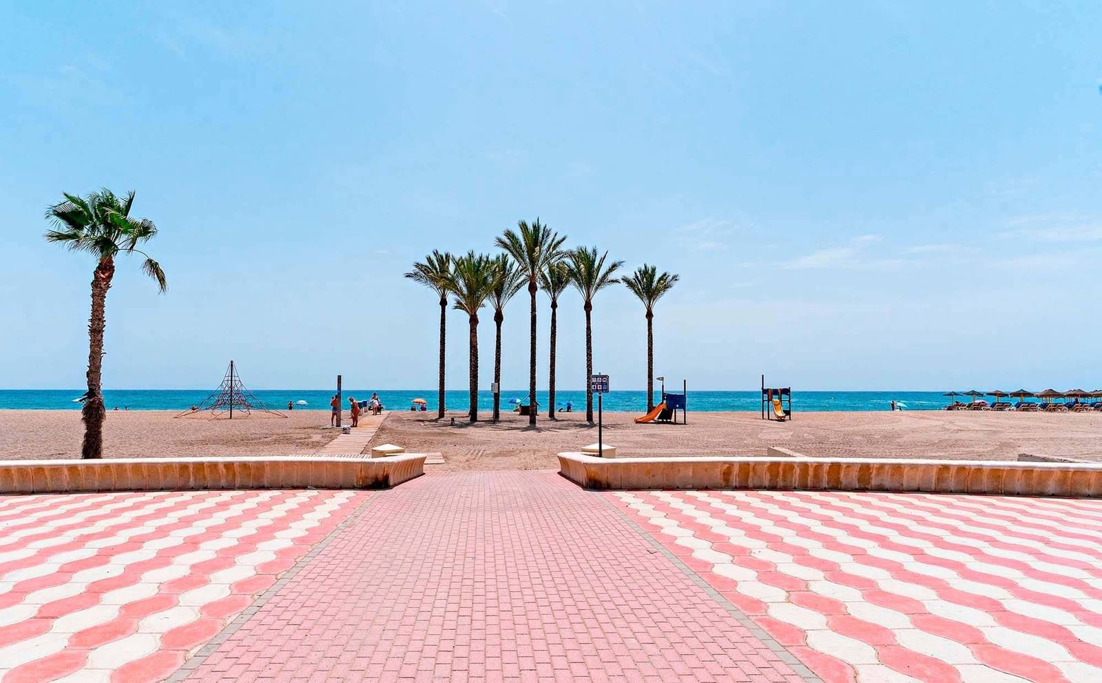 3 sypialnia Mieszkanie na sprzedaż w Roquetas de Mar z basenem garażem - 255 000 € (Ref: 9770619)