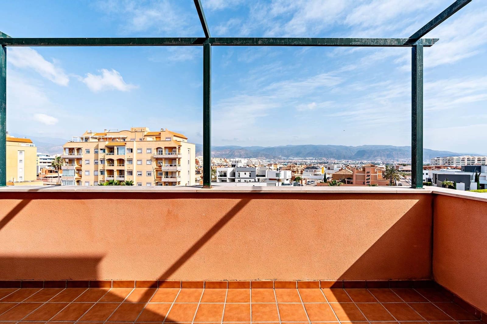 3 sypialnia Mieszkanie na sprzedaż w Roquetas de Mar z basenem garażem - 255 000 € (Ref: 9770619)