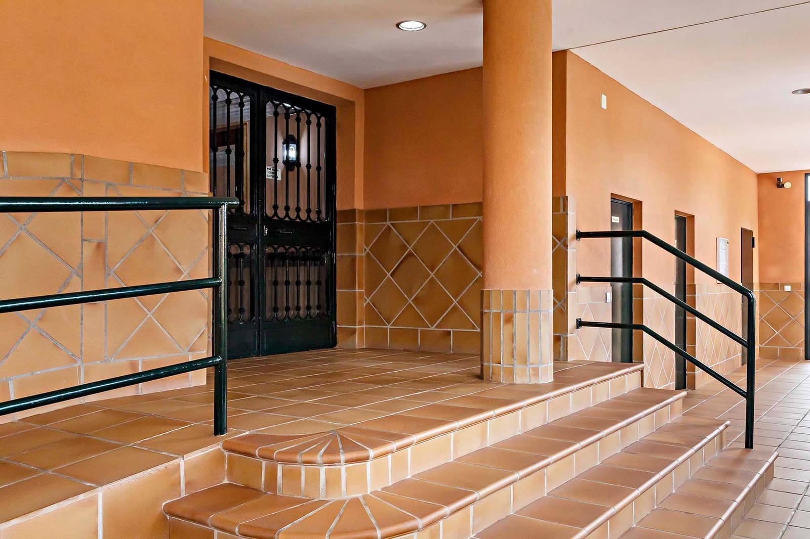 3 sypialnia Mieszkanie na sprzedaż w Roquetas de Mar z basenem garażem - 255 000 € (Ref: 9770619)