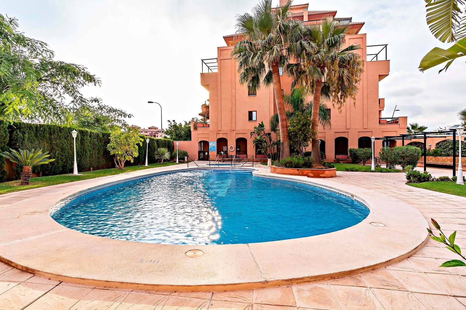 3 sypialnia Mieszkanie na sprzedaż w Roquetas de Mar z basenem garażem - 255 000 € (Ref: 9770619)