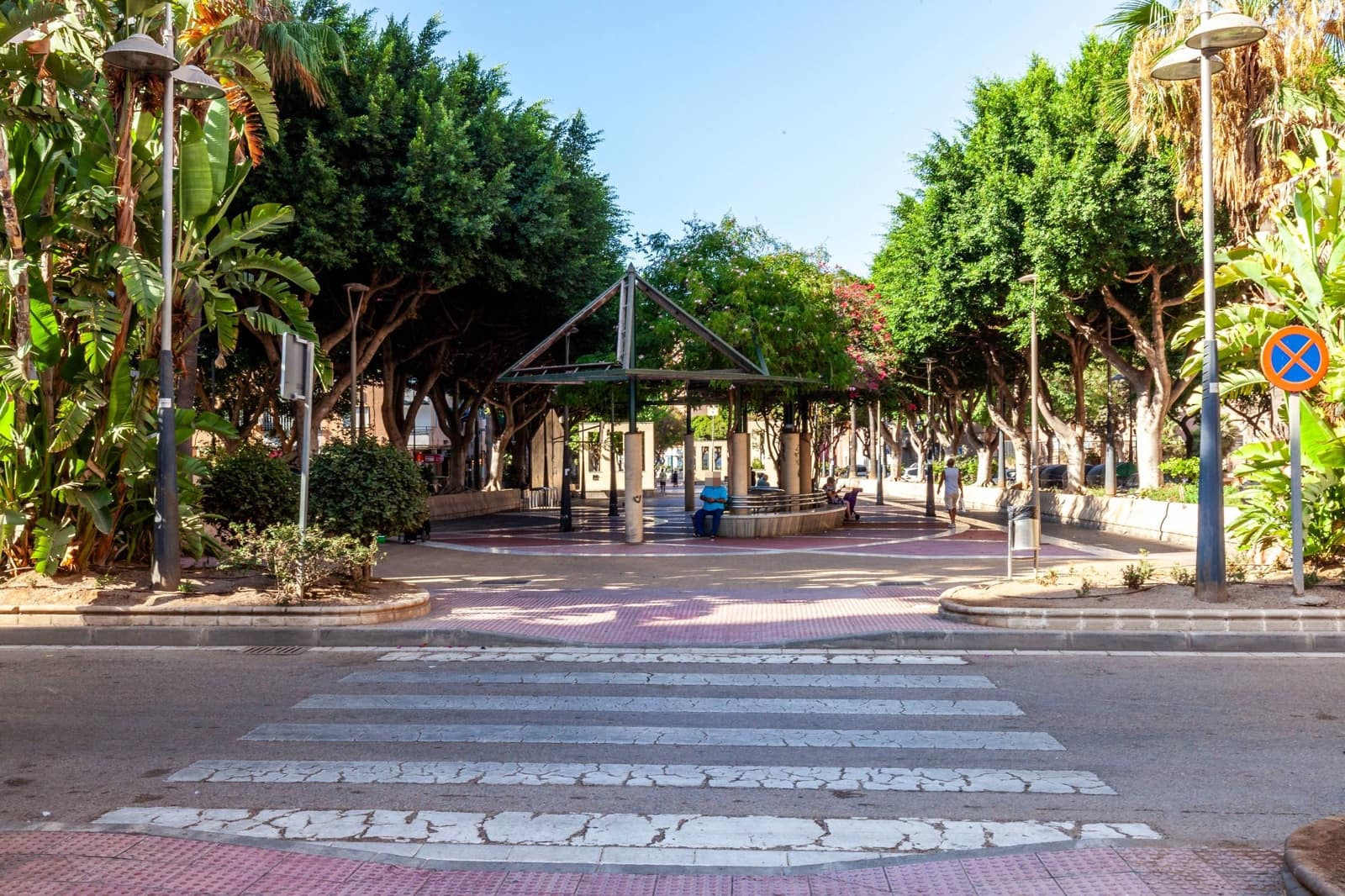 Erhverv til salg i Almeria by - € 350.000 (Ref: 9791032)