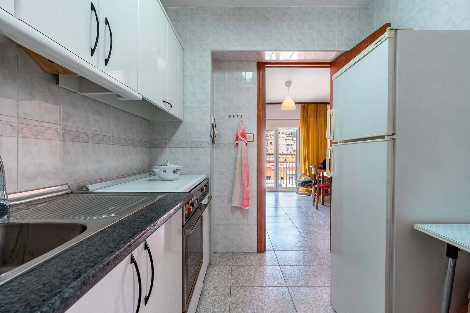 3 slaapkamer Flat te koop in Almeria stad - € 145.000 (Ref: 9791034)