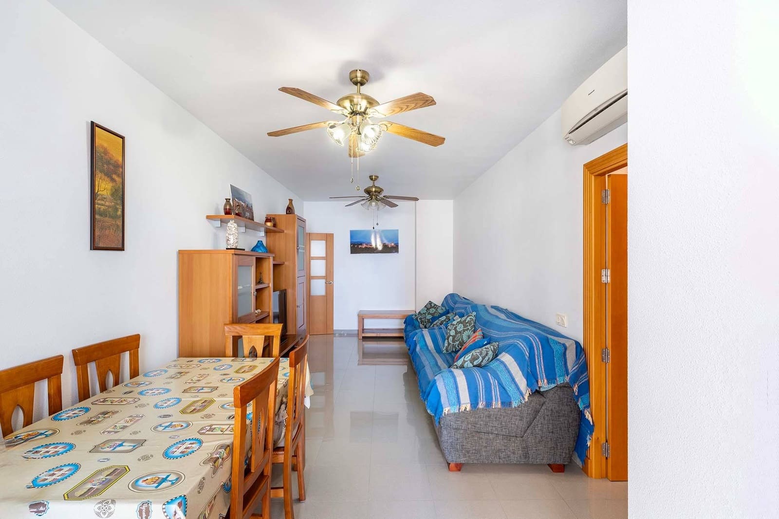 Appartement de 2 chambres à louer à Aguadulce (Almeria) avec piscine garage - 750 € (Ref: 9840920)