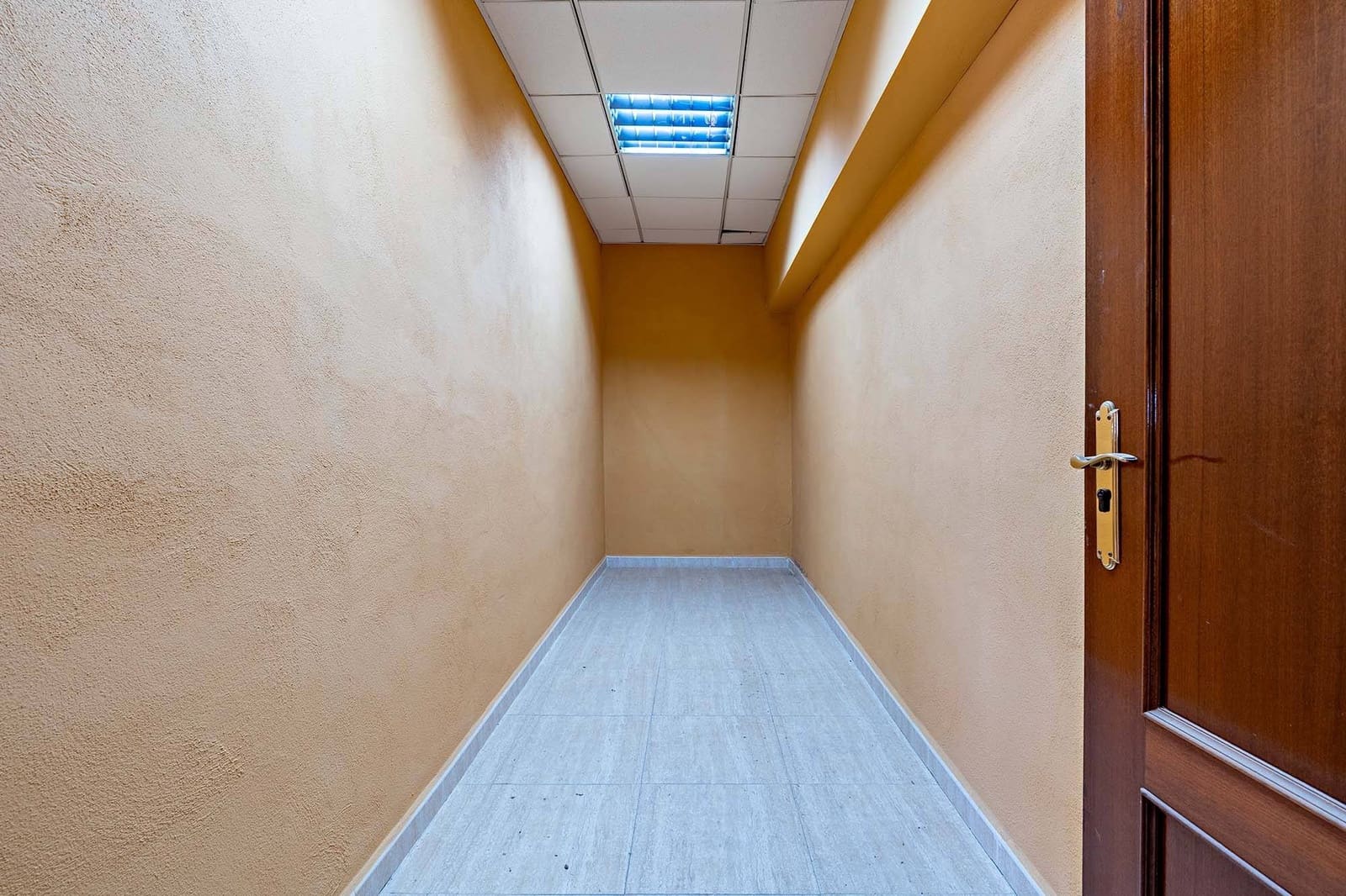 Virksomhed til salg i Viator - € 425.000 (Ref: 9840921)