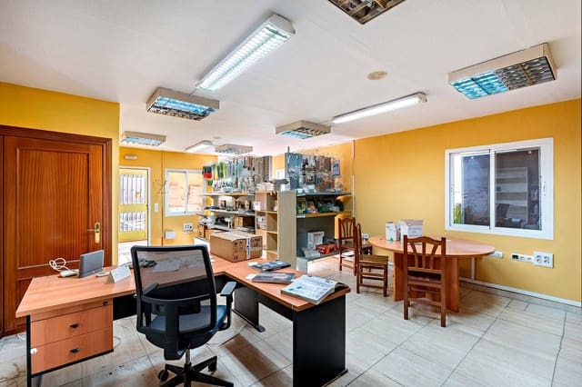 Virksomhed til salg i Viator - € 425.000 (Ref: 9840921)