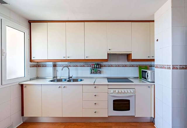 2 chambre Appartement à vendre à El Parador de las Hortichuelas, Roquetas de Mar avec garage - 155 000 € (Ref: 9843375)