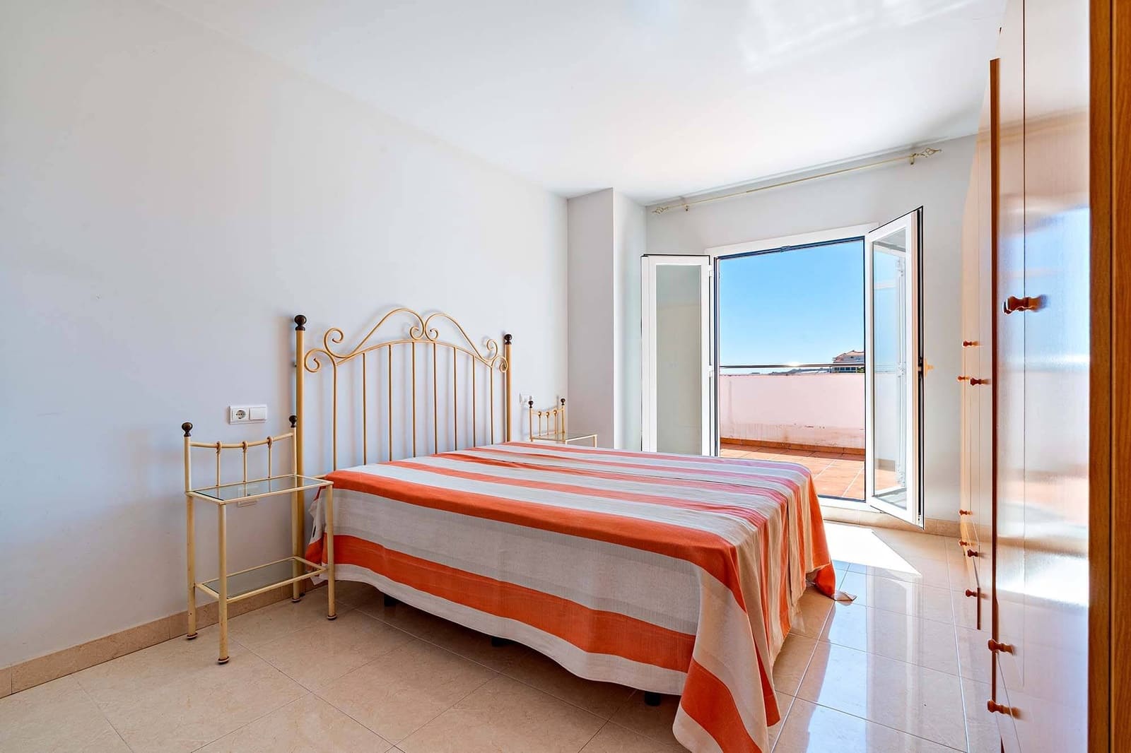3 soveværelse Penthouse til salg i Almerimar med swimmingpool - € 335.000 (Ref: 9861856)