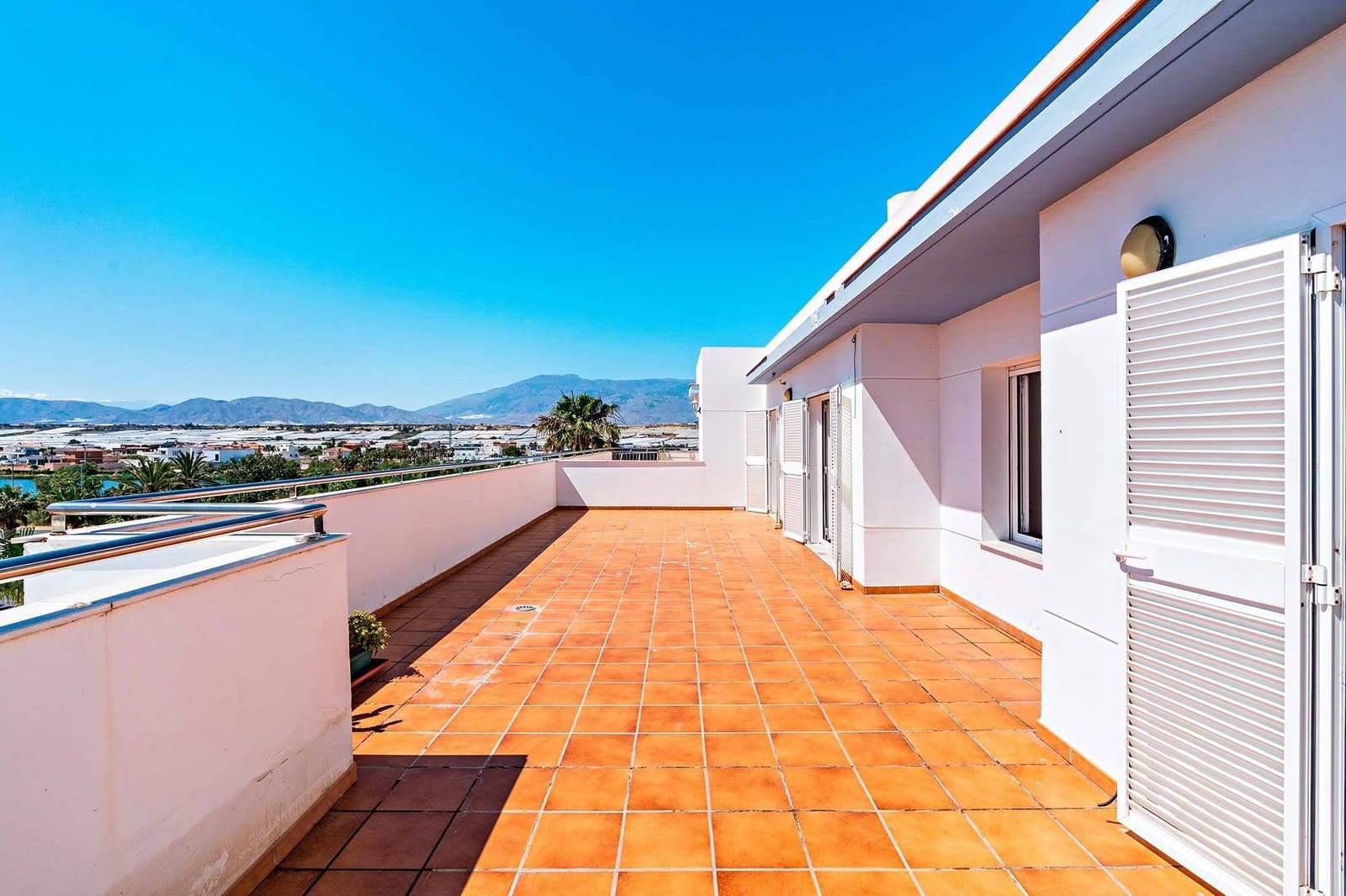 3 soveværelse Penthouse til salg i Almerimar med swimmingpool - € 335.000 (Ref: 9861856)