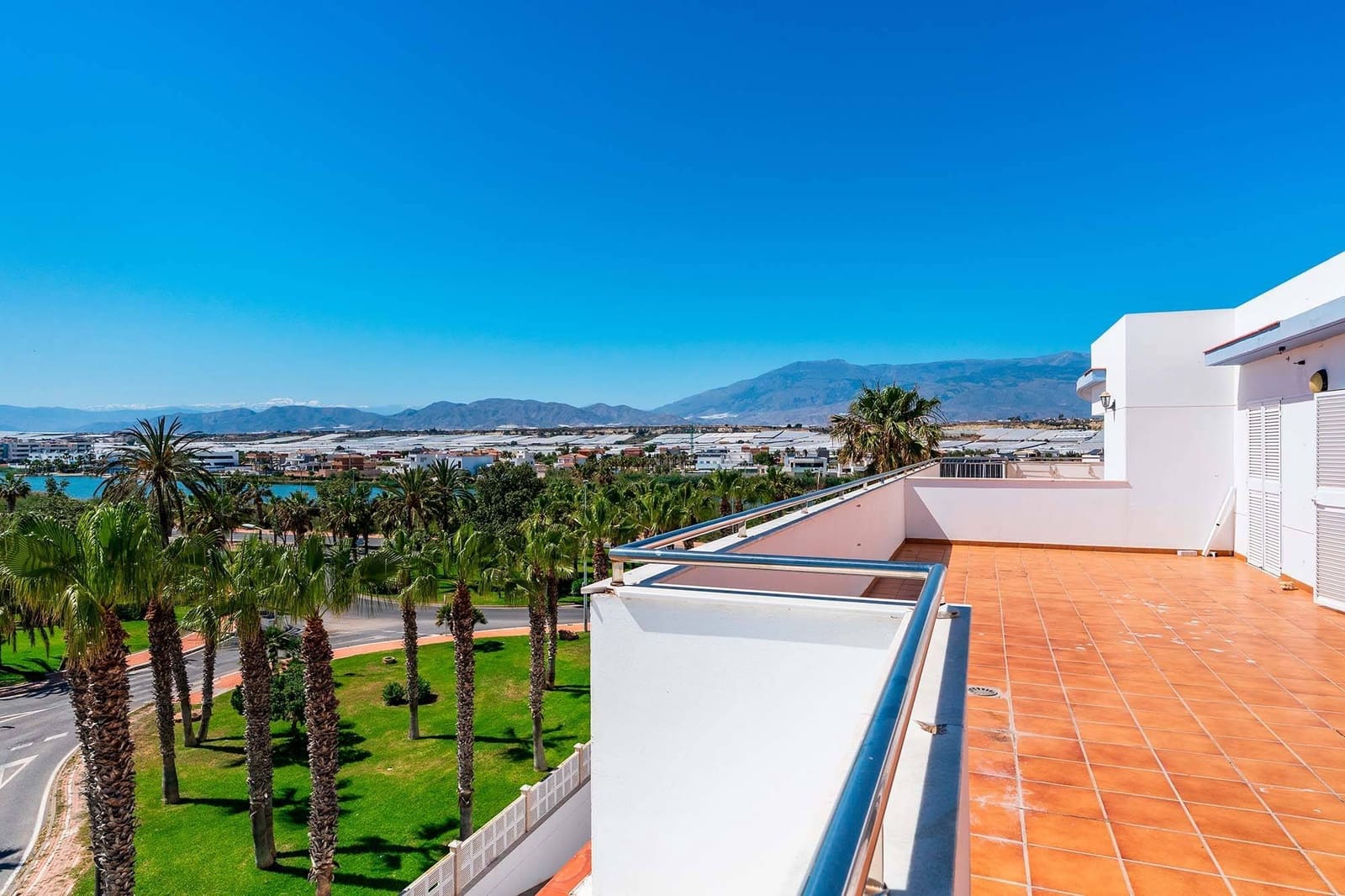 3 soveværelse Penthouse til salg i Almerimar med swimmingpool - € 335.000 (Ref: 9861856)