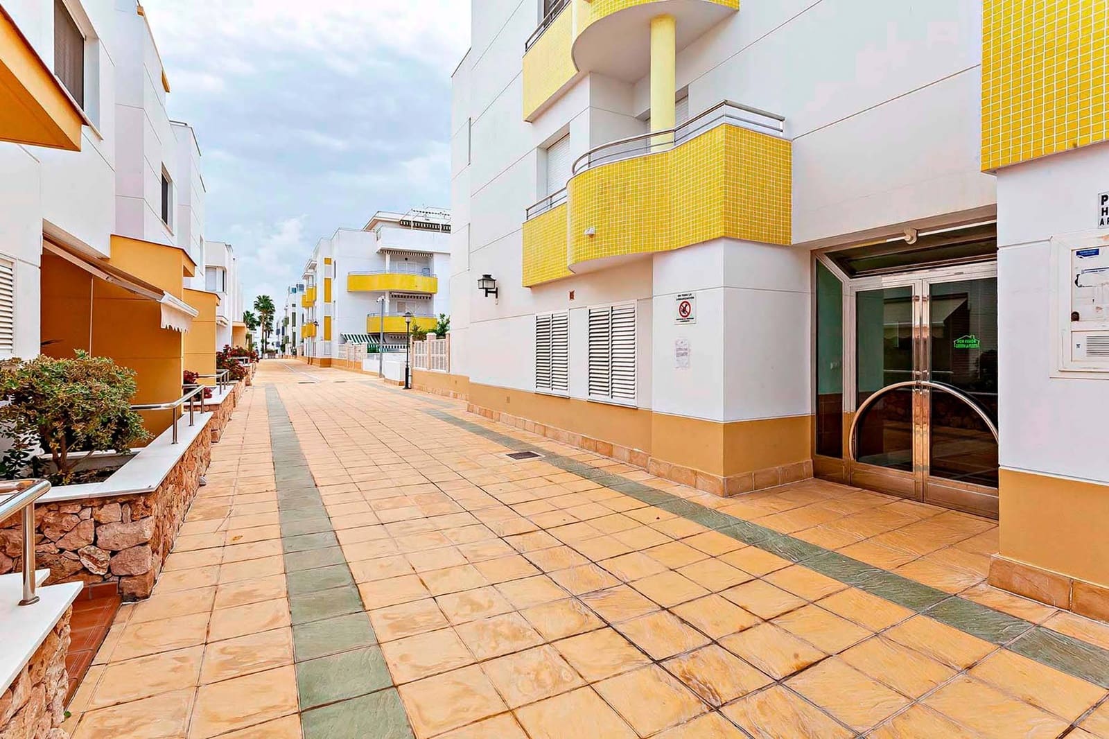 3 soveværelse Penthouse til salg i Almerimar med swimmingpool - € 335.000 (Ref: 9861856)