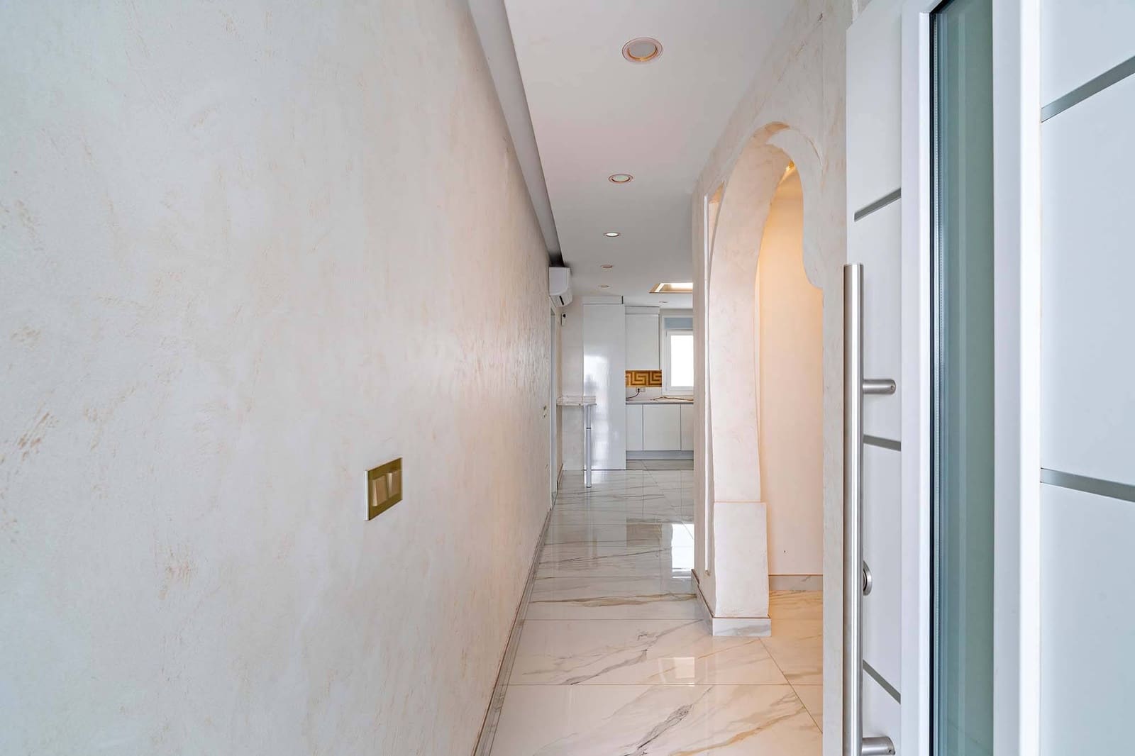 4 bedroom Apartment for sale in El Parador de las Hortichuelas with garage - € 320,000 (Ref: 9865169)