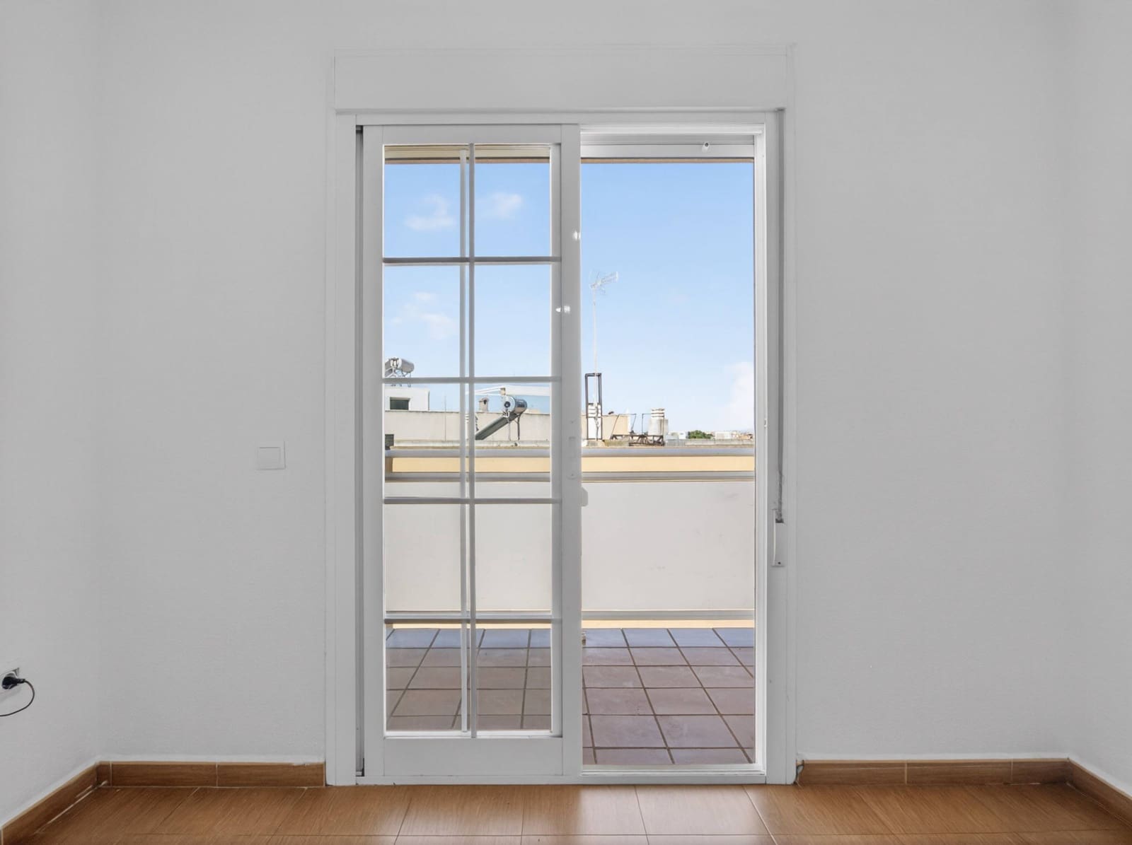 2 slaapkamer Flat te koop in Roquetas de Mar met garage - € 93.000 (Ref: 9866989)